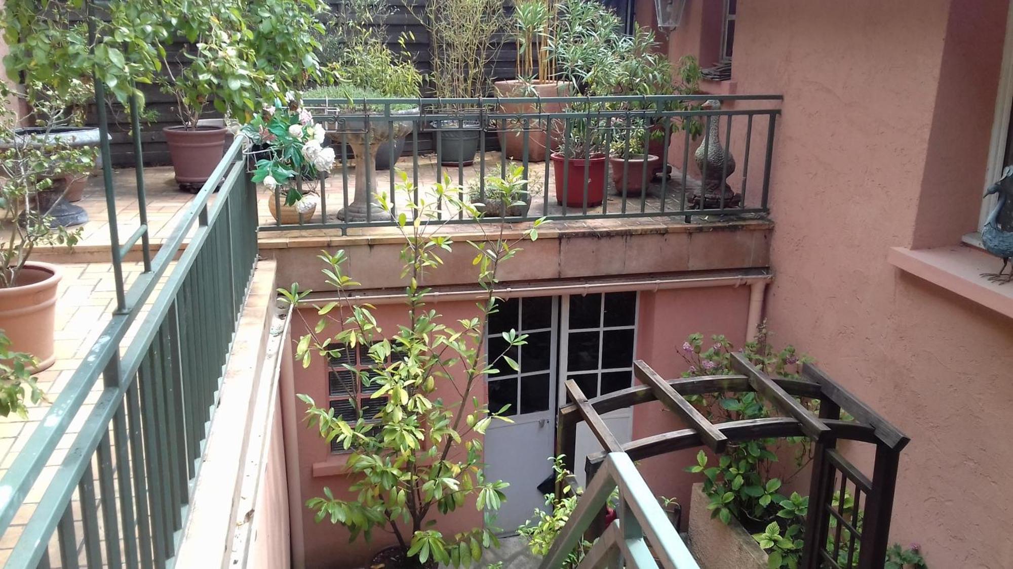 Hotel La Maison Rose: Lieu Atypique Nemours Zewnętrze zdjęcie