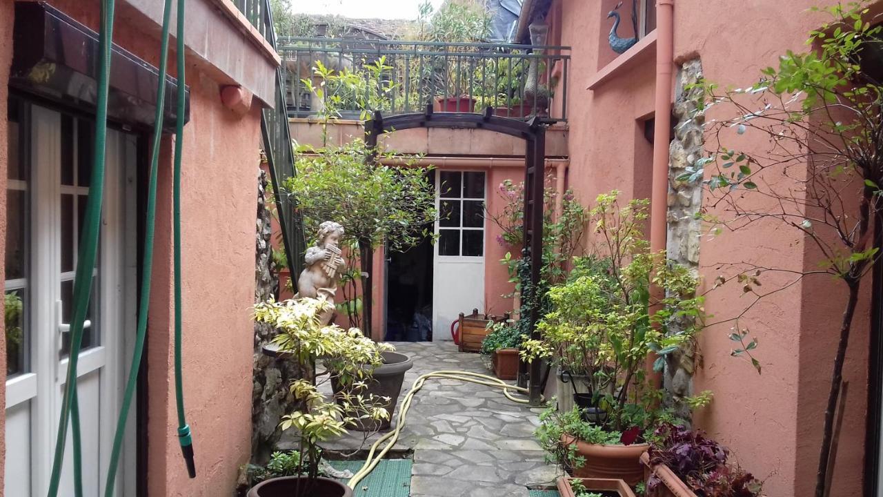 Hotel La Maison Rose: Lieu Atypique Nemours Zewnętrze zdjęcie